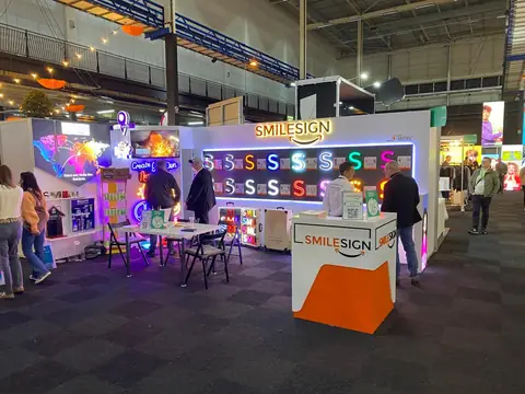 Trade fair stand